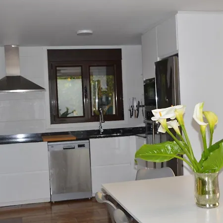 Semesterbostad Sobreomar