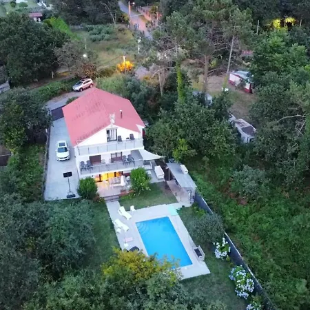 Semesterbostad Sobreomar